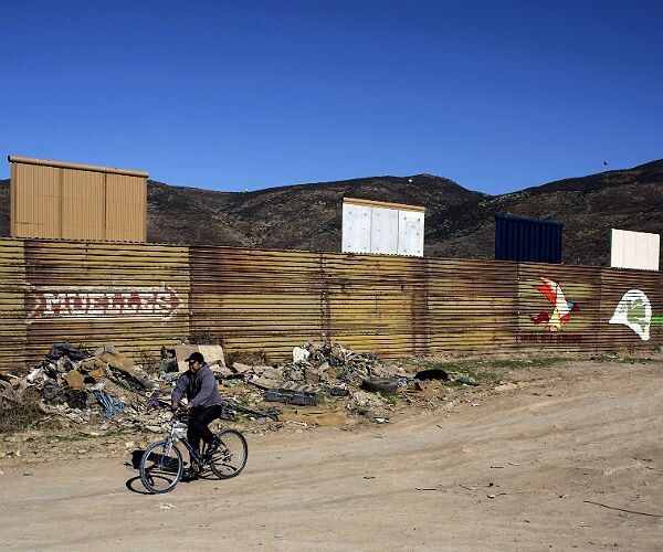 Border Security Experts, Officials Say Legal Issues Must Be Repaired