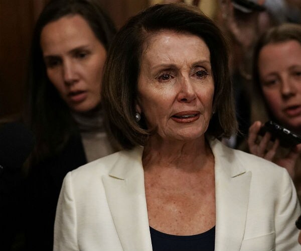 Pelosi Likes Spending Bill, Won't Vote For It