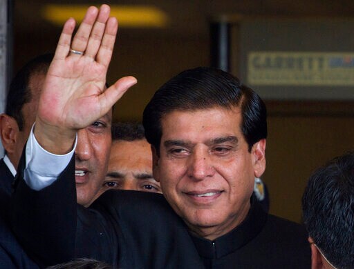 Pakistan's Anti-graft Tribunal Indicts Ex-premier, 6 Others