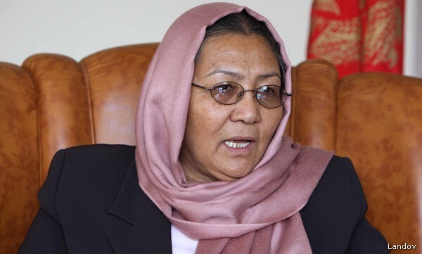 Afghan Woman Bids for Power to Halt Slide in Rights