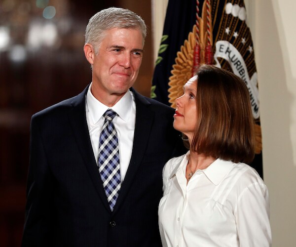 Politico: Democrats 'Paralyzed' by Gorsuch Credentials, Charm