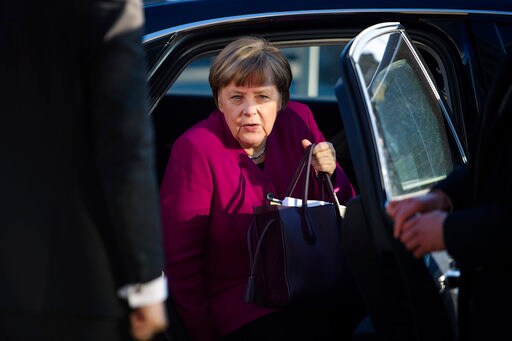 German Coalition Talks Dragging on after All-night Session