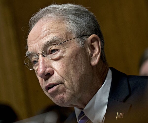 Grassley's Independent Streak Apparent in Russian Meddling Probe