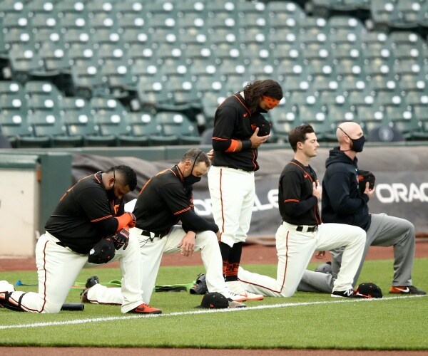 San Francisco Giants Manager Claps Back at Trump Over Players Kneeling