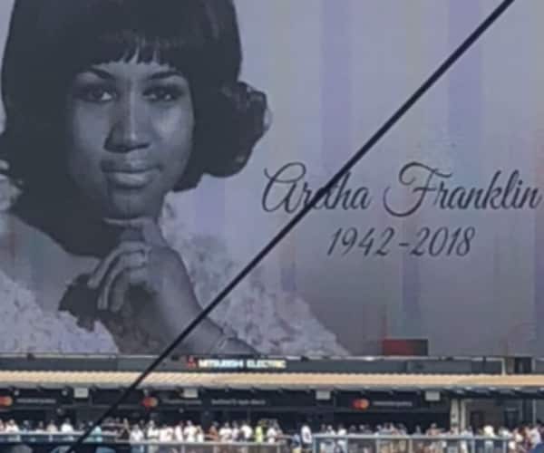 Yankees Show Queen Aretha Respect