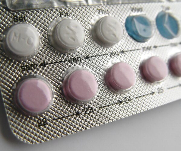 Study Antibiotics May Lower Effectiveness of Birth Control Pill