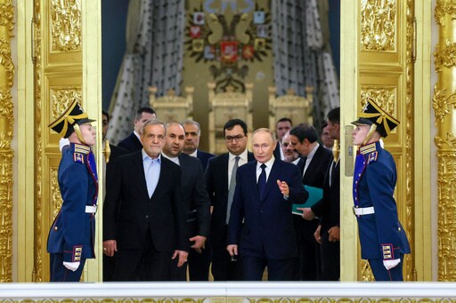 Russia Sits Back as the Iran war Escalates, Expecting Long-term gains