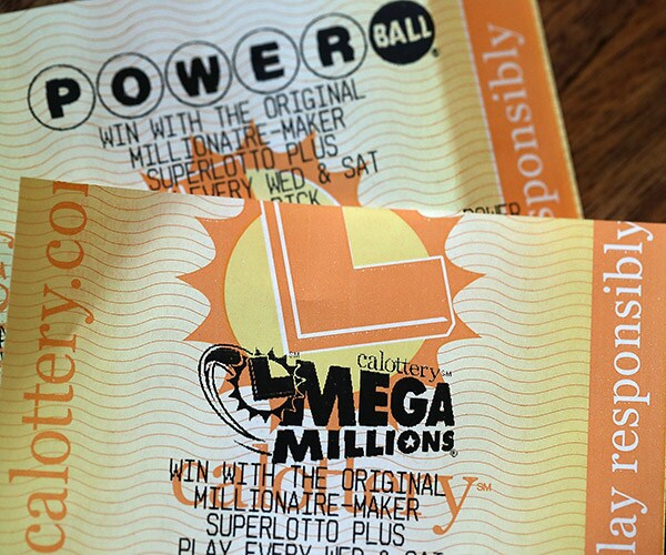 Mega Millions, Powerball Tip $1 Billion in Combined Jackpots