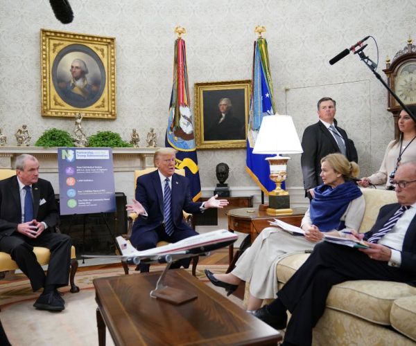 White House Coronavirus Task Force to Hold Presser for First Time in 2 Months