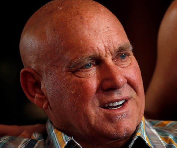 closeup picture of dennis hof