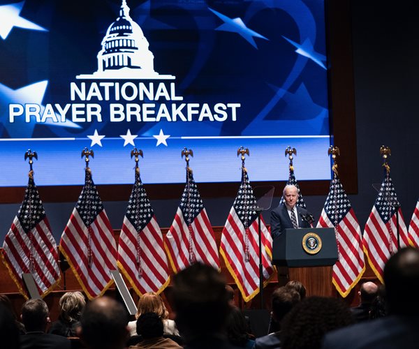 Congress Takes Over National Prayer Breakfast 