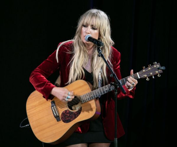 Lyft Driver Arrested in Attack on Country Singer Clare Dunn