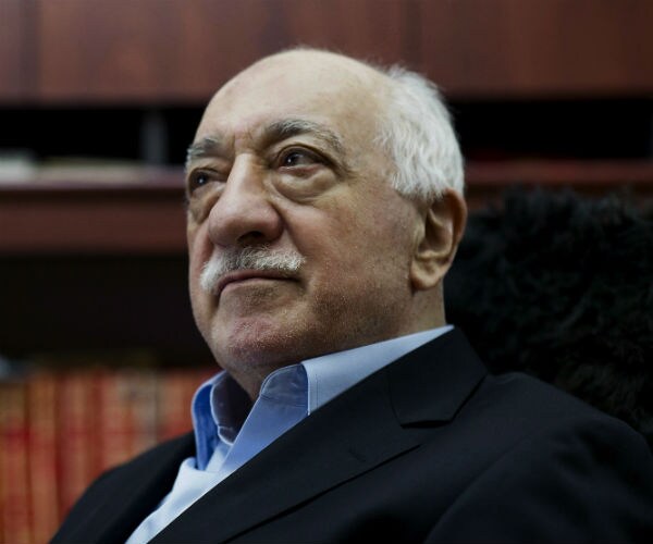 Report: Turkey Issues Warrant for Preacher Gulen After Coup 