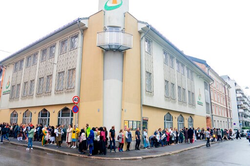 The Latest: Norway Has Had 'vague' Tip on Mosque Shooter