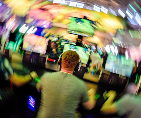 More Americans Consuming News Online