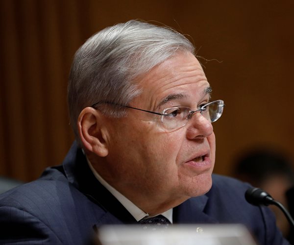 Menendez Judge Denies Defense Mistrial Motion