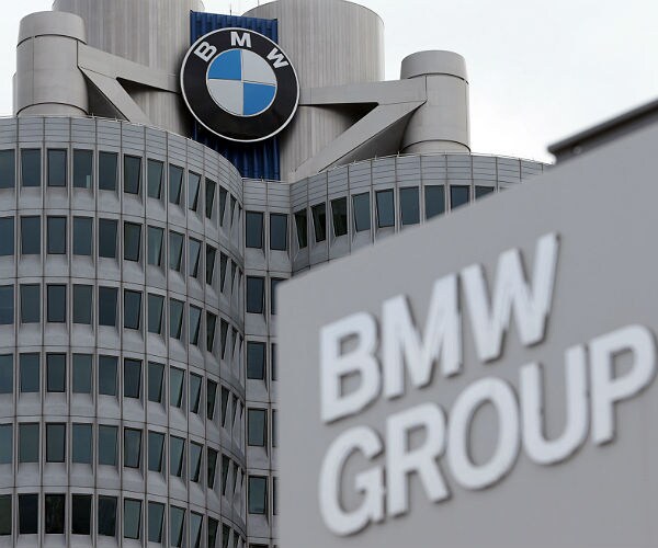 BMW 'Absolutely' Committed to New Plant in Mexico Despite Trump Threats
