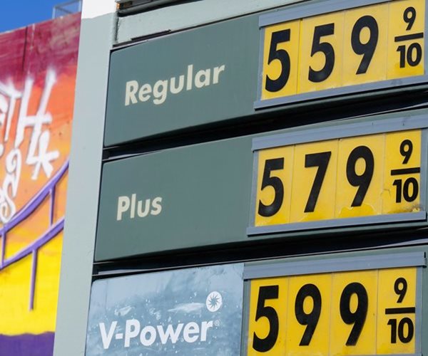 California Gas Hits $5.42 as Iran War Stresses Refiners