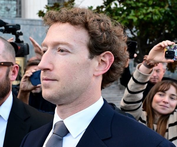 Zuckerberg's $20 Billion Wipeout: Meta Court Losses Spark 'Big Tobacco' Fears