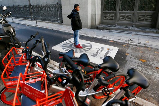 Notorious for Bad Fumes, Madrid Launches Polluting-car Ban