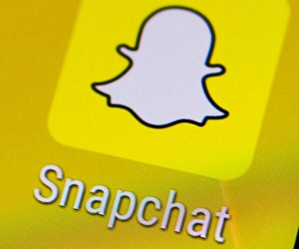 snapchat application thumbnail logo on an android smartphone, close-up