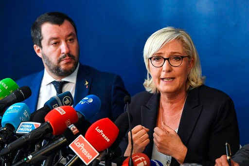 France's Le Pen Distances Herself from Bannon's Movement