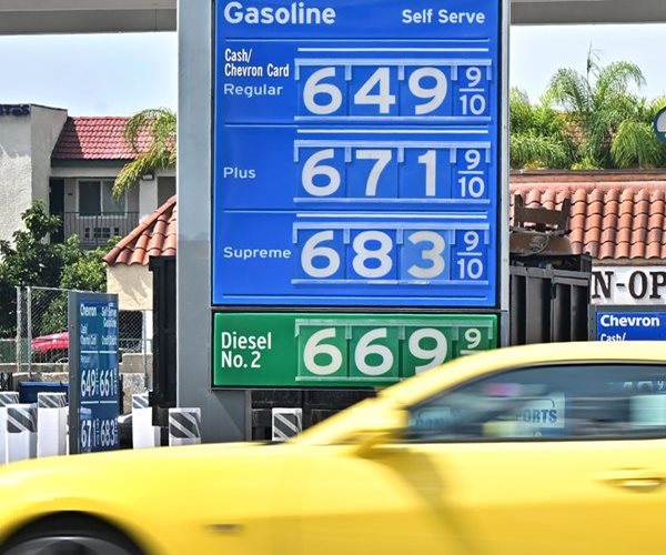 Oil Rises to Nearly $95 on Supply Concerns