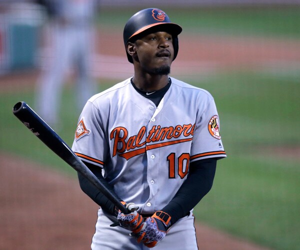 Adam Jones Standing Ovation Soothes Fenway Slurs