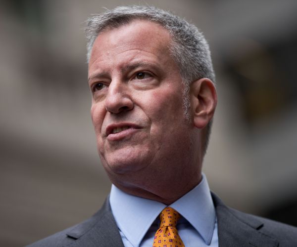 NYC Mayor de Blasio Protects Illegal Immigrants With Criminal Records