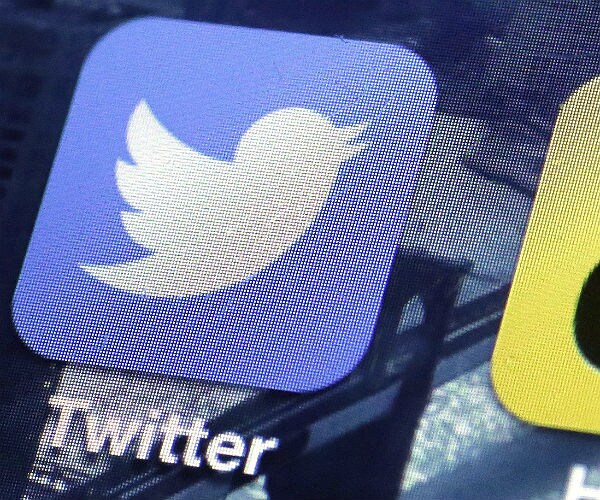 Experts: Twitter Likely to Beat Trump Lawsuit