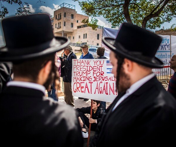 trump supporters are outside the u.s. embassy in jerualem