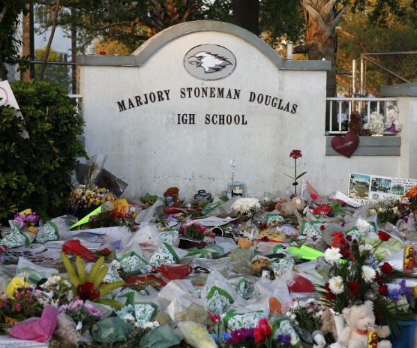 2 Security Monitors Barred From Parkland High School, Reassigned