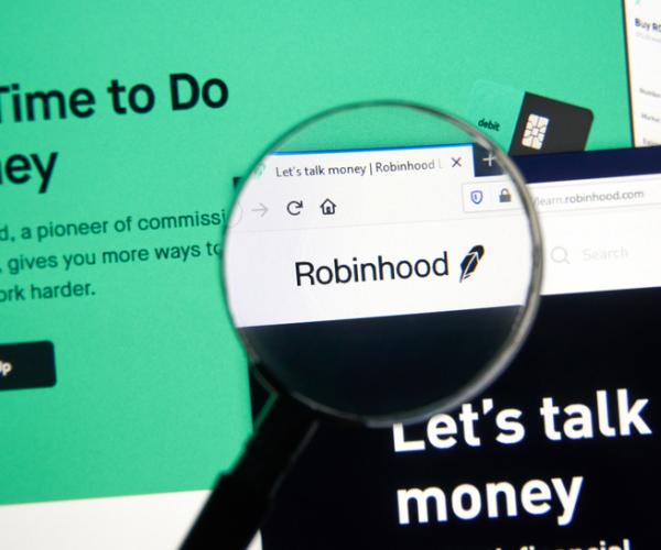Robinhood Crowd Helps Hedge Fund Manager Gain 30% This Year