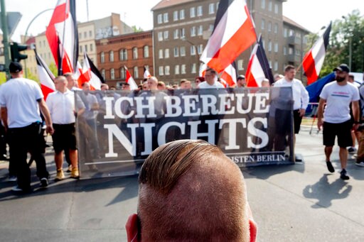 Hundreds of Neo-Nazis March in Berlin, Protected by Police