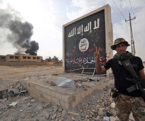 Senior Pentagon Noncom Warns ISIS: Surrender or Die Gruesomely