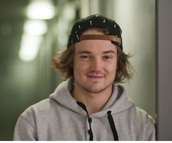 Fabian Bösch Escalator Stunt Goes Viral on Social Media