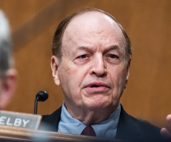 GOP Sen. Shelby: Spending, Ukraine Aid Bill Awaits Leadership Approval