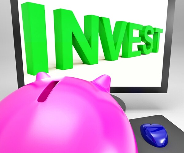 Investors Cut Equities as Trade Complacency Gives Way to Anxiety