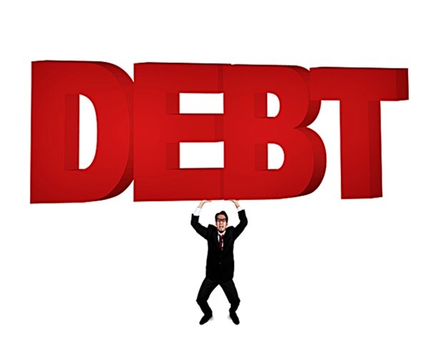 Drowning in Debt? JPMorgan Wants to Talk