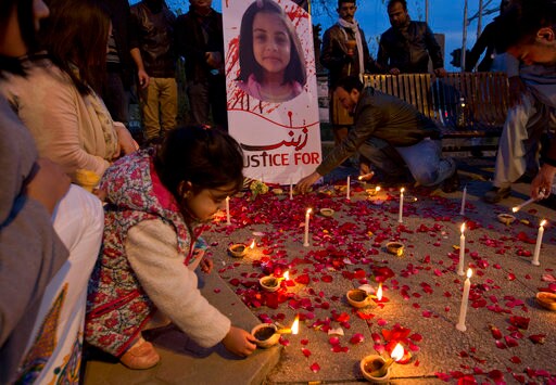 Pakistani Father of Slain Girl Blames Police for Slow Action