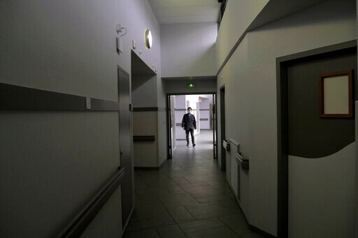 As the Virus Resurges, Mental Health Woes Batter France