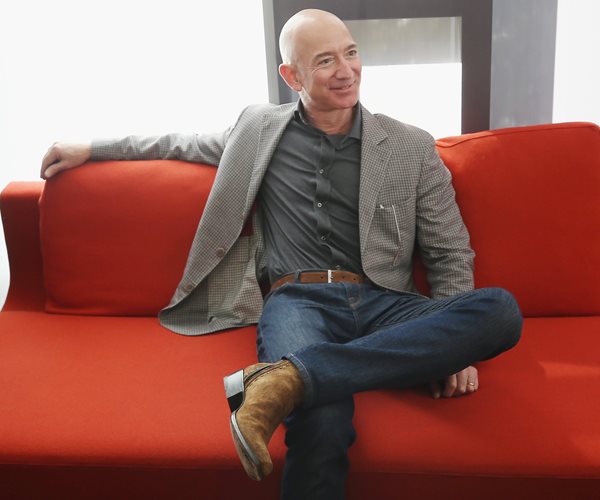 AP Sources: Feds Probing Enquirer After Bezos Report