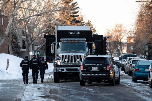 Teen Allegedly Shoots Mom, Kills 2 Officers in West Canada