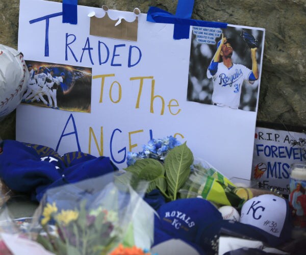 Royals' Ventura Killed in Car Crash in Dominican Republic