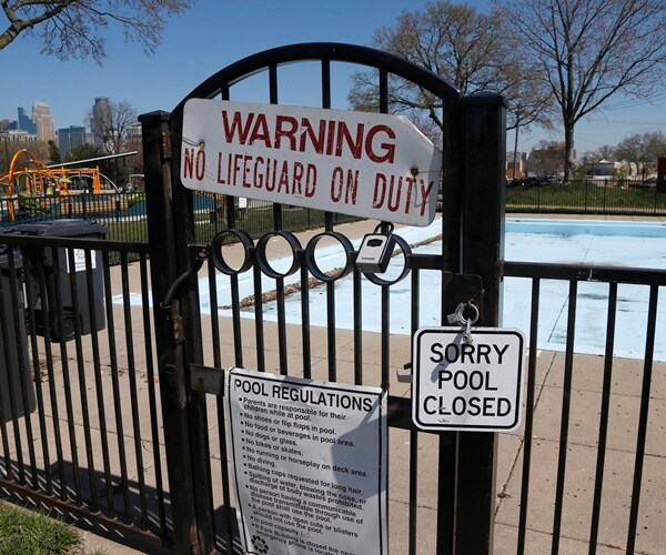 parks closed in minneapolis