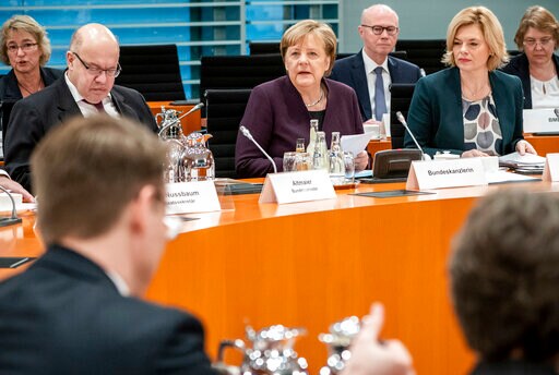 Germany's Merkel Meets Food Industry to Discuss low Prices