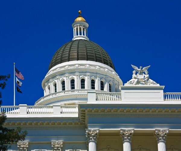 How to Sell Dope in a State Run by Dopes