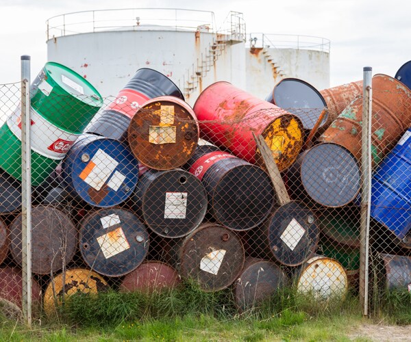 metal drums for oil and chemicals