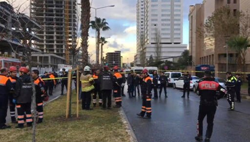 2 Killed in Car Bombing in Turkish City; 2 Attackers Dead