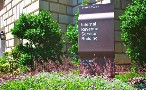 FBI Says It's Investigating Identity Theft at IRS